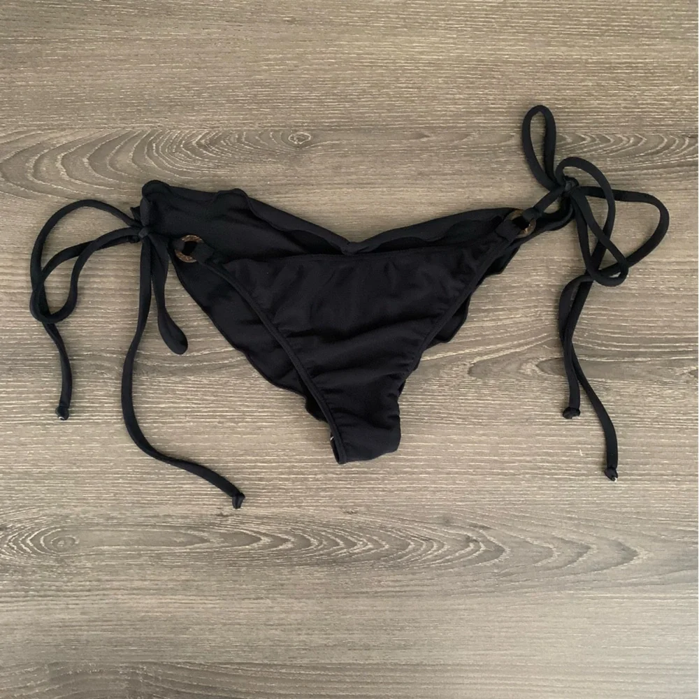 Posh Pua Black Bikini Bottoms Tie L Ripple Hawaii Maui Makawao Holoholo Surf